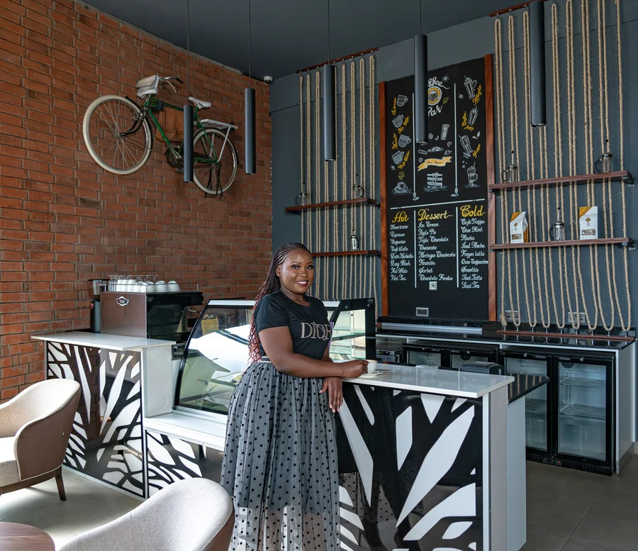 The Curve · Coffee Bar