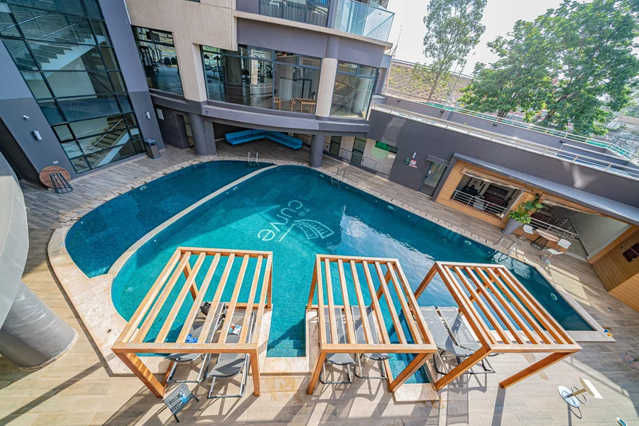 The Curve · Pool & Pool Bar
