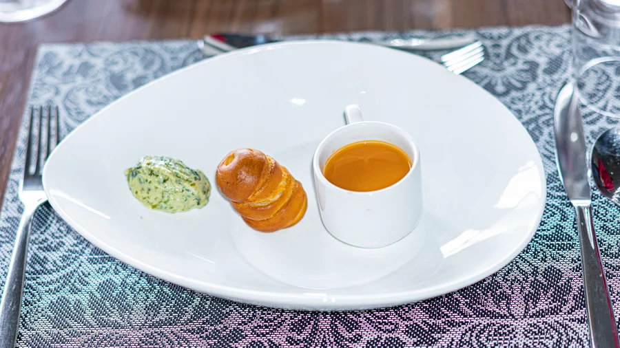 The Curve · Restaurant Tasting