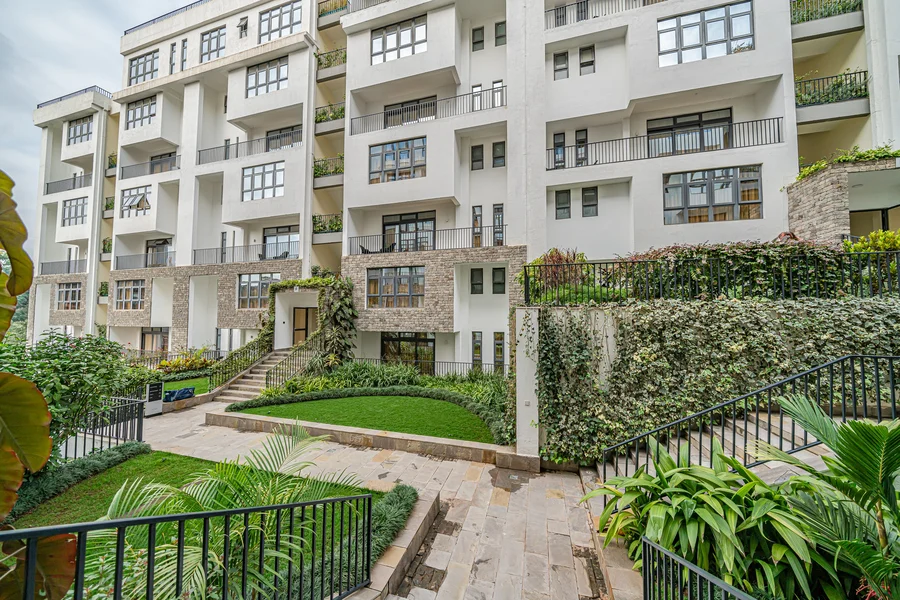 Elsie Ridge · Exterior