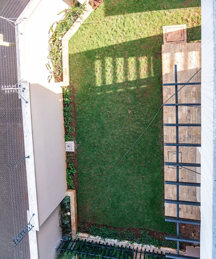 Kabasiran House · Exterior