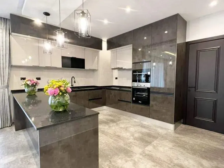 Gloss Kitchen