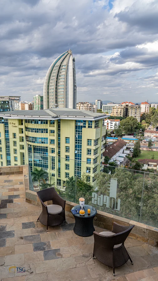 Rooftop terrace — Skyline Penthouse